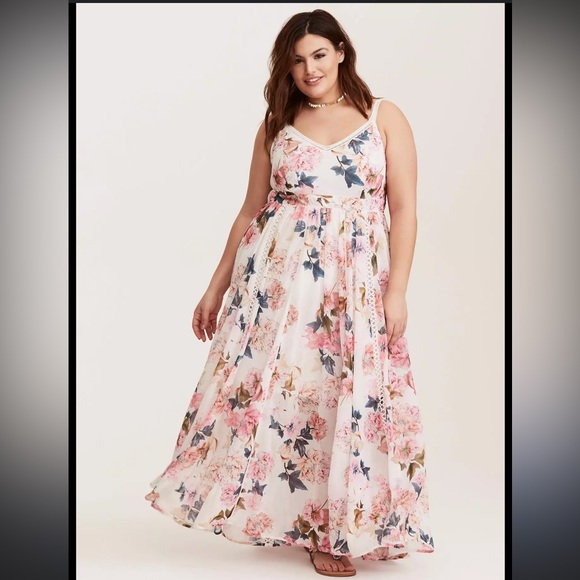 torrid Dresses & Skirts - Torrid Runway Collection Ivory Crochet V-Neck Sleeveless Maxi Sundress